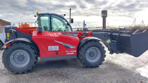 Ви зараз переглядаєте Агрохолдинг ІМК отримав навантажувачі Massey Ferguson від USAID