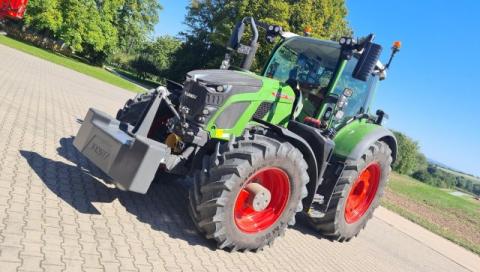 Ви зараз переглядаєте Fendt 600 Vario оснащений новою системою реверсу вентилятора радіатора