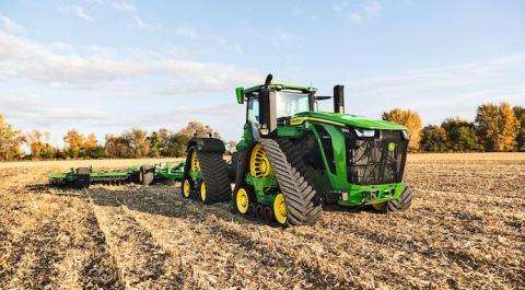 Ви зараз переглядаєте John Deere анонсує нові моделі тракторів 9RX