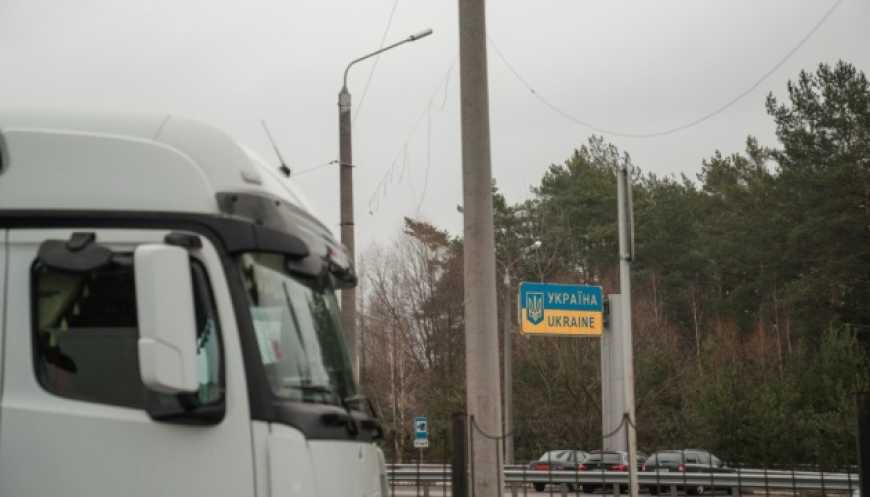 Ви зараз переглядаєте Розблоковано всі пункти пропуску на кордоні Польщі з Україною