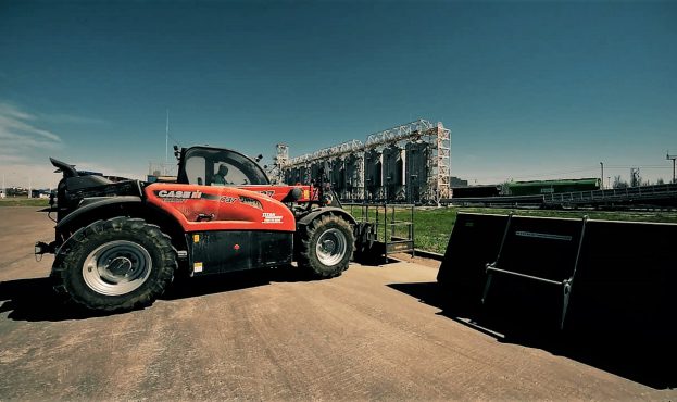 Ви зараз переглядаєте НІБУЛОН придбав навантажувачі Case IH Farmlift за ексклюзивною пропозицією від Тайтен Машинері Україна