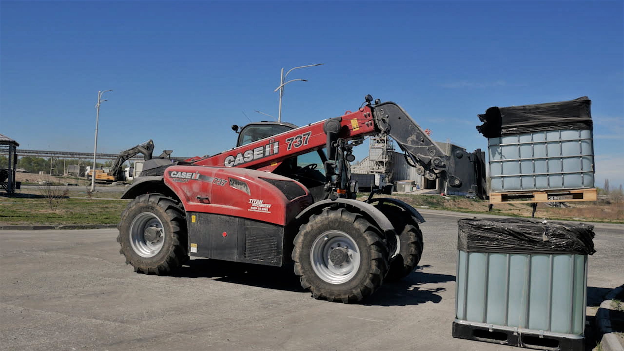 НІБУЛОН придбав навантажувачі Case IH Farmlift за ексклюзивною пропозицією від Тайтен Машинері Україна6