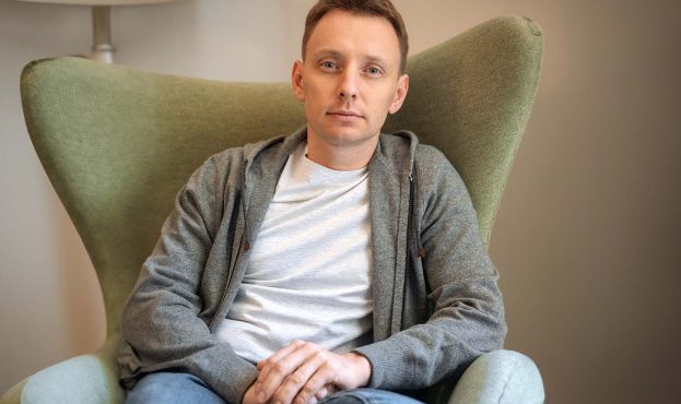 Ви зараз переглядаєте Александр Кацуба: “По-настоящему я понял все об этой войне, когда ракеты улетели в мой родной Харьков”