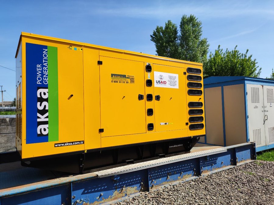 США надали українським агропідприємствам 10 генераторів1