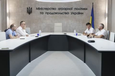 Ви зараз переглядаєте Фонд часткового гарантування кредитів у сільському господарстві напрацює пільгові програми підтримки аграріїв з прифронтових та деокупованих територій