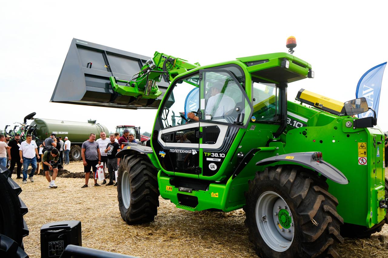 Навантажувач Merlo TurboFARMER 38.10 завжди найкращий у своєму класі1