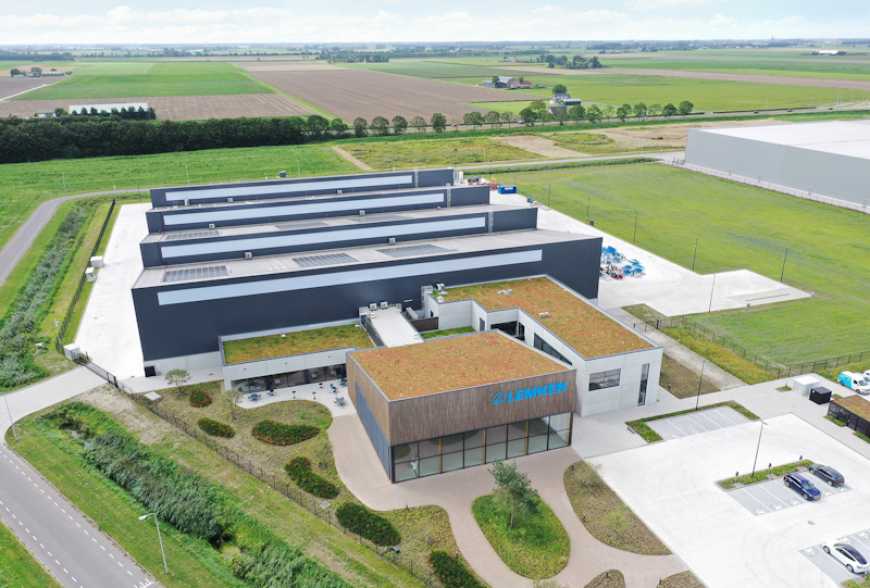 Ви зараз переглядаєте LEMKEN Competence Center Crop Care: сучасне виробництво техніки для захисту рослин