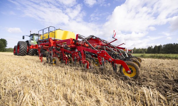 Ви зараз переглядаєте Seed Hawk від Väderstad –  сівалки для безпосередньої сівби в стерню