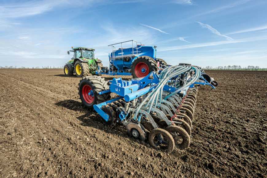 Ви зараз переглядаєте LEMKEN Solitair ST: спеціальна сівалка для великих підприємств