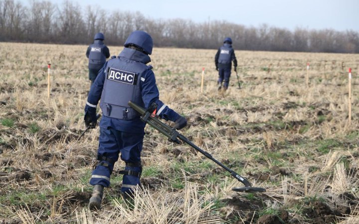 Ви зараз переглядаєте В Україні уклали перший договір за держпрограмою розмінування земель