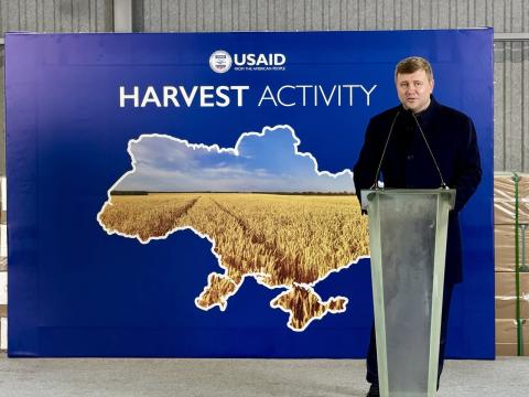 Ви зараз переглядаєте Мінагрополітики та Програма USAID «Врожай» передали перші зерносушарки фермерам із прифронтових регіонів