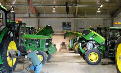 Ви зараз переглядаєте John Deere розширює можливості самостійного ремонту