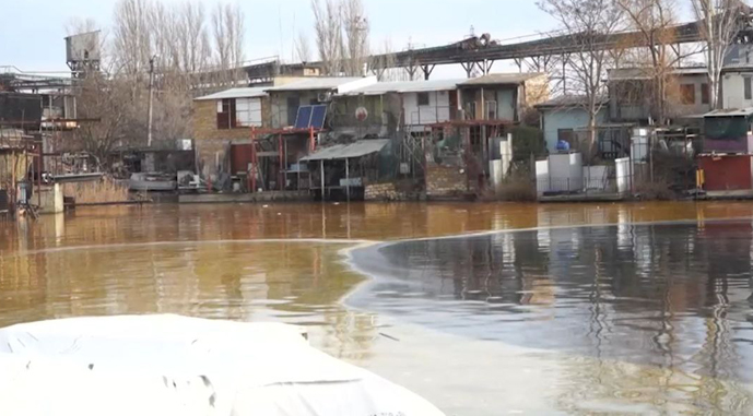Ви зараз переглядаєте Розлив рослинної олії на Миколаївщині: збитки оцінюють у 45 млрд грн