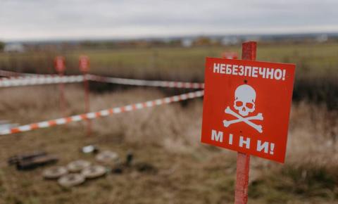 Ви зараз переглядаєте Українські фермери зможуть самостійно розміновувати поля за допомогою дронів
