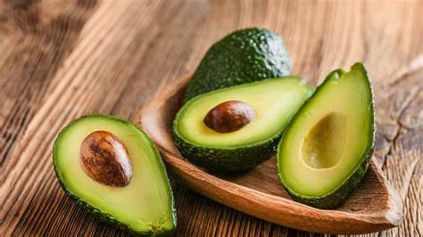 Ви зараз переглядаєте Трамп подарував Європі дешеві авокадо за рахунок американських споживачів