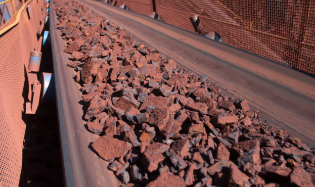 Ви зараз переглядаєте Світові ціни на залізну руду впали наприкінці лютого