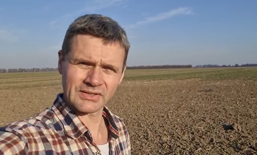 Ви зараз переглядаєте Аграрій із Черкащини показав наслідки атаки дронів та закликав США не припиняти підтримку України