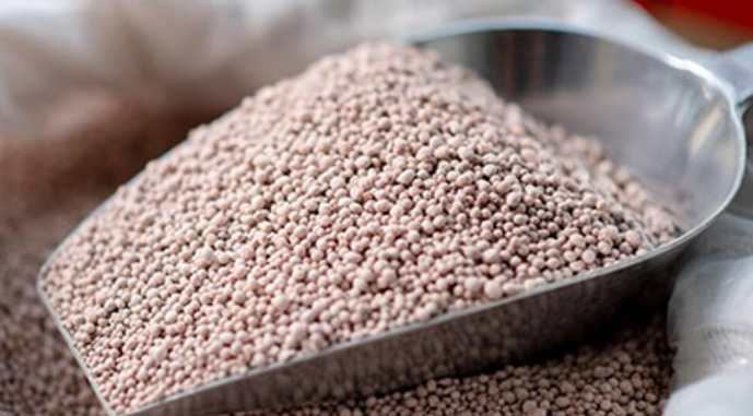 Ви зараз переглядаєте Фермери ЄС занепокоєні впровадженням мит на російські добрива