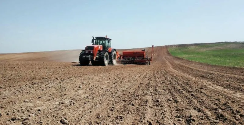Ви зараз переглядаєте В Україні підвищили податки на продаж сільськогосподарської техніки