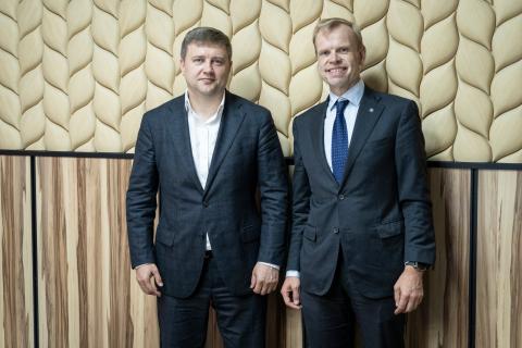 Ви зараз переглядаєте Віталій Коваль обговорив з Генеральним директором Yara International розвиток галузі виробництва добрив та запровадження зелених технологій в агросекторі