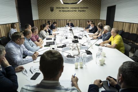 Ви зараз переглядаєте Віталій Коваль обговорив з виробниками ветеринарних препаратів основні напрямки розвитку галузі