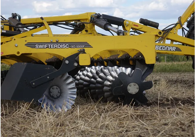 Волога, швидкість і якість: досвід фермерів із BEDNAR SWIFTERDISC2