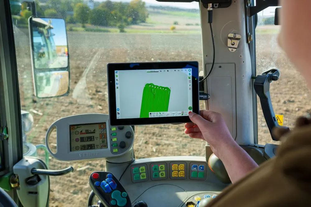 Автопілот на посів: за що обирають Topcon2