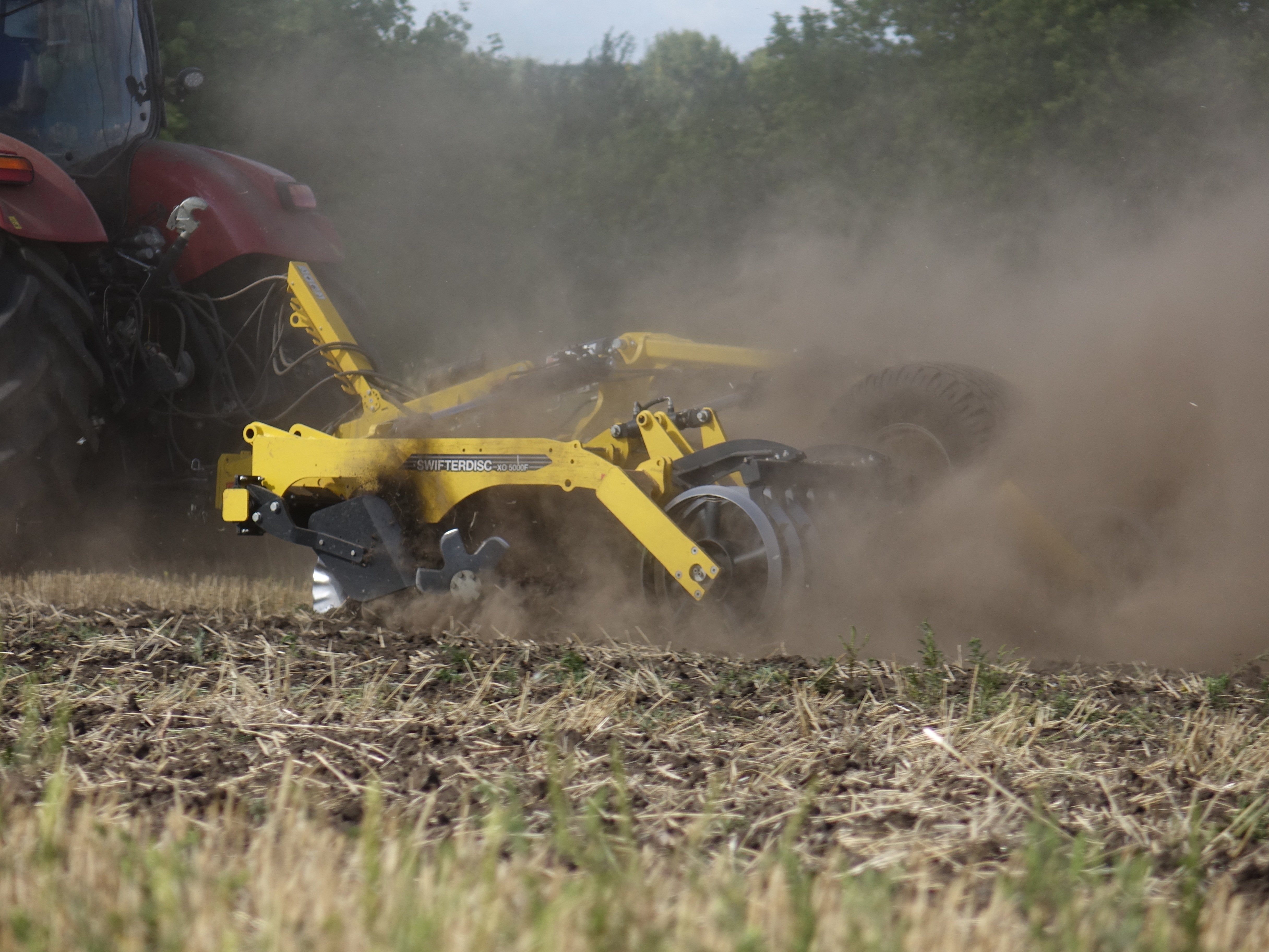Чому BEDNAR SWIFTERDISC стає незамінним агрегатом у багатьох господарствах3