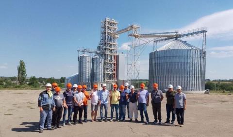Ви зараз переглядаєте На Черкащині побудували елеватор та комбікормовий завод для потреб свинокомплексу