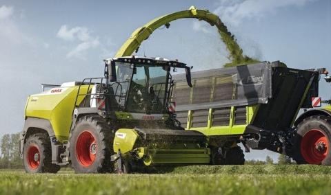 Ви зараз переглядаєте CLAAS презентує нові кормозбиральні комбайни Jaguar 1000