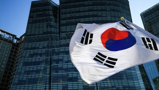 Ви зараз переглядаєте Південна Корея б’є по сталі: мита до 33% проти Китаю та Японії