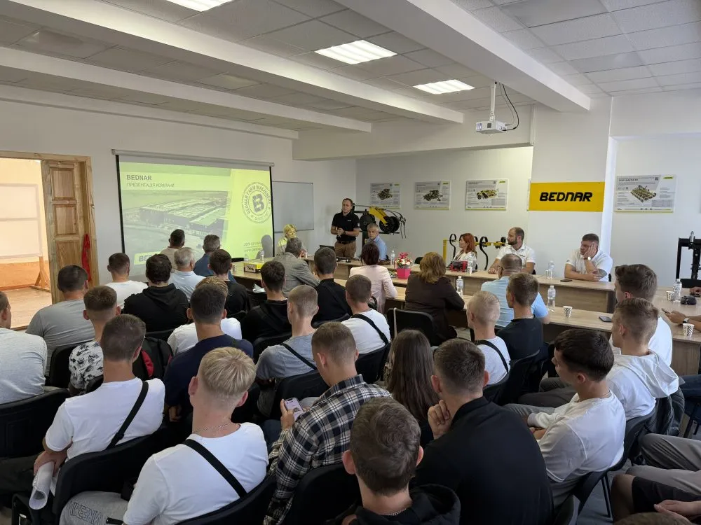 BEDNAR та Тайтен Машинері Україна розпочинають співпрацю з Національним університетом водного господарства та природокористування4