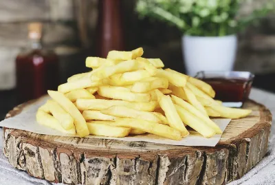 Ви зараз переглядаєте Запасайте олію та картоплю: українців попередили про різкий стрибок цін