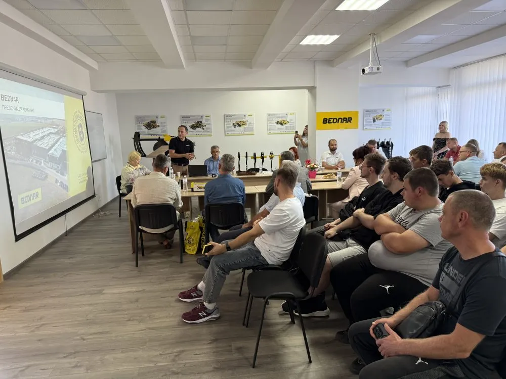 BEDNAR та Тайтен Машинері Україна розпочинають співпрацю з Національним університетом водного господарства та природокористування3