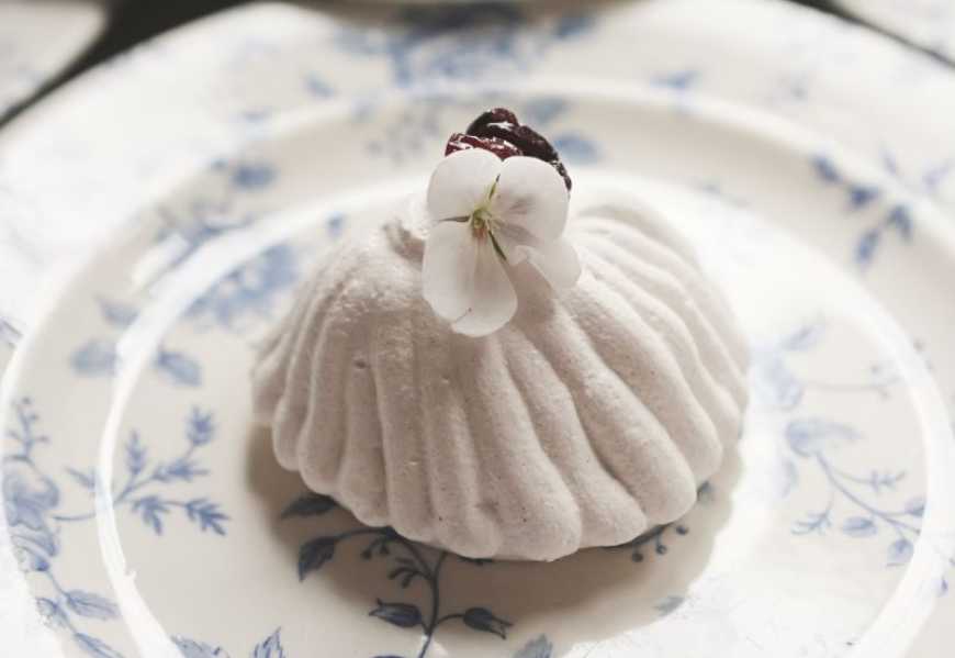 Ви зараз переглядаєте У Львові презентували десерт “Каринська” — гастрономічну присвяту першій українці, що здобула “Оскар”