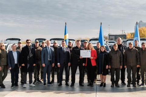 Ви зараз переглядаєте Україна отримала мобільні лабораторії, які аналізуватимуть шкоду довкіллю