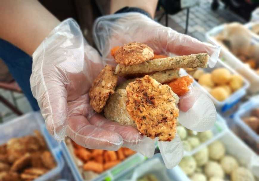 Ви зараз переглядаєте На Київщині виробляють веганські сирні снеки