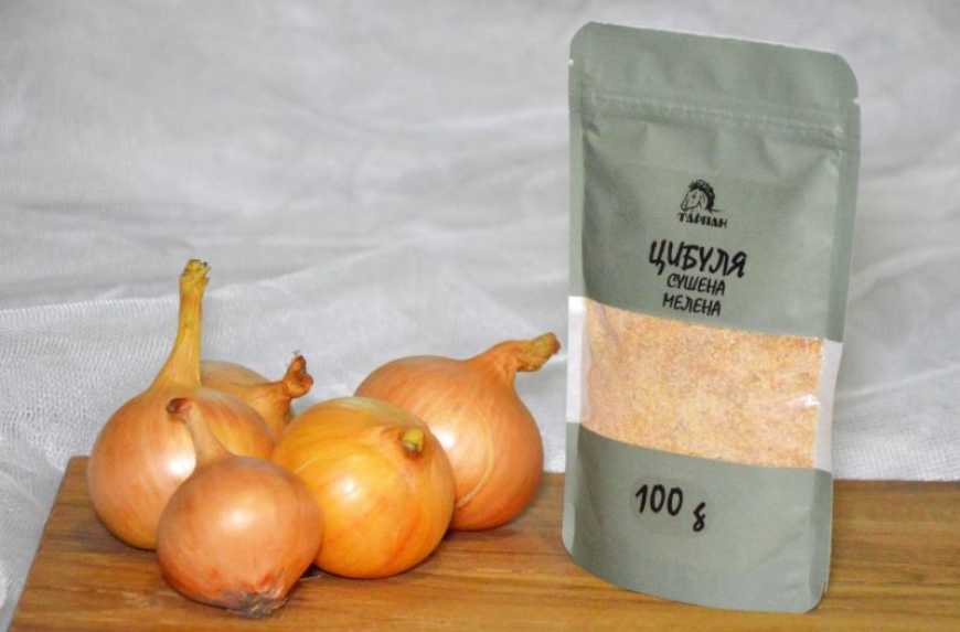 Ви зараз переглядаєте Ветеран ЗСУ розвиває на Київщині виробництво сушених овочів