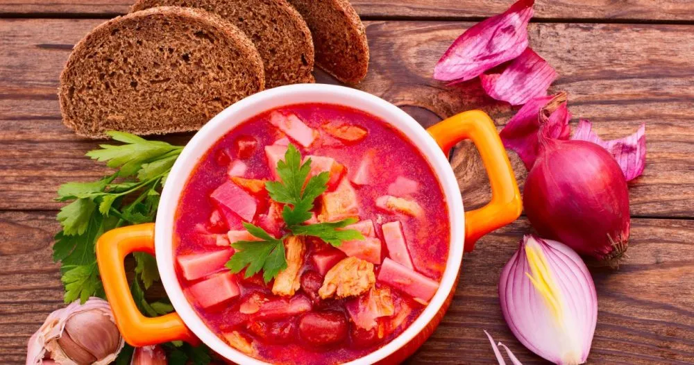 Ви зараз переглядаєте Ціни на овочі борщового набору в Україні обвалилися втричі