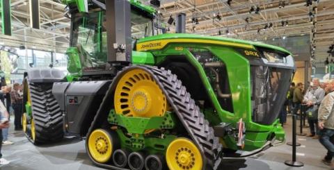 Ви зараз переглядаєте John Deere презентував найпотужніший і найдорожчий у світі серійний трактор