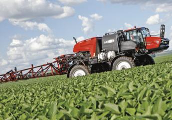 Ви зараз переглядаєте Штучний інтелект і «літаючі» ножі: Einböck представив культиватор INVERA