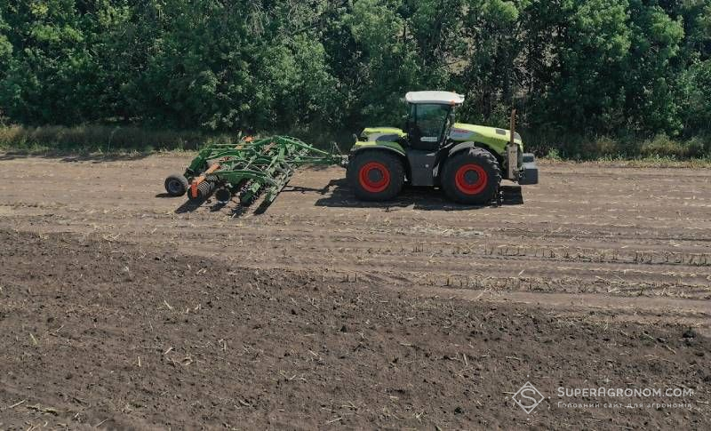 Ви зараз переглядаєте Відмова від оранки поліпшує накопичення вологи у ґрунті, але потребує перегляду системи гербіцидного захисту — експерт