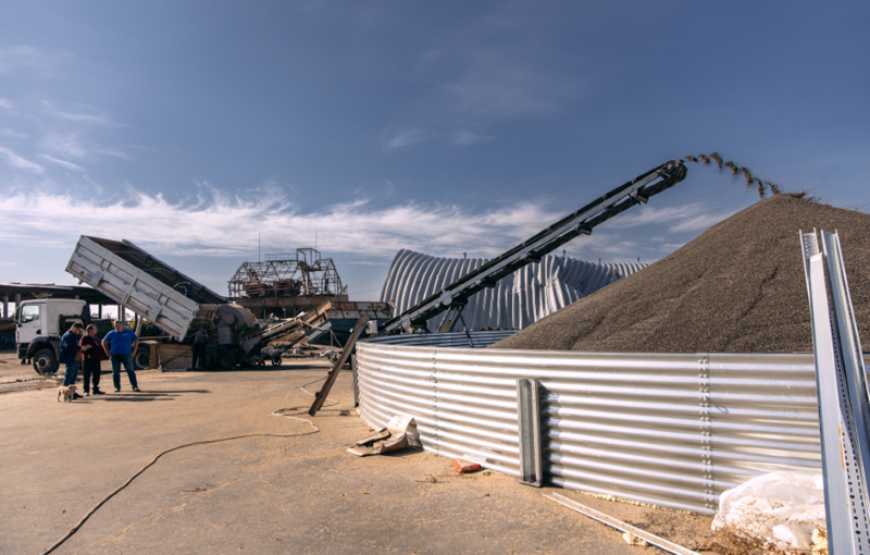 Ви зараз переглядаєте ФАО запускає нову програму з надання модульних зерносховищ українським фермерам