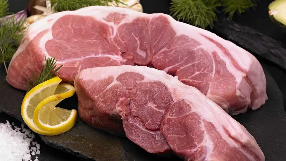 Ви зараз переглядаєте Яка недорога частина свинини найсмачніша, найсоковитіша та найніжніша