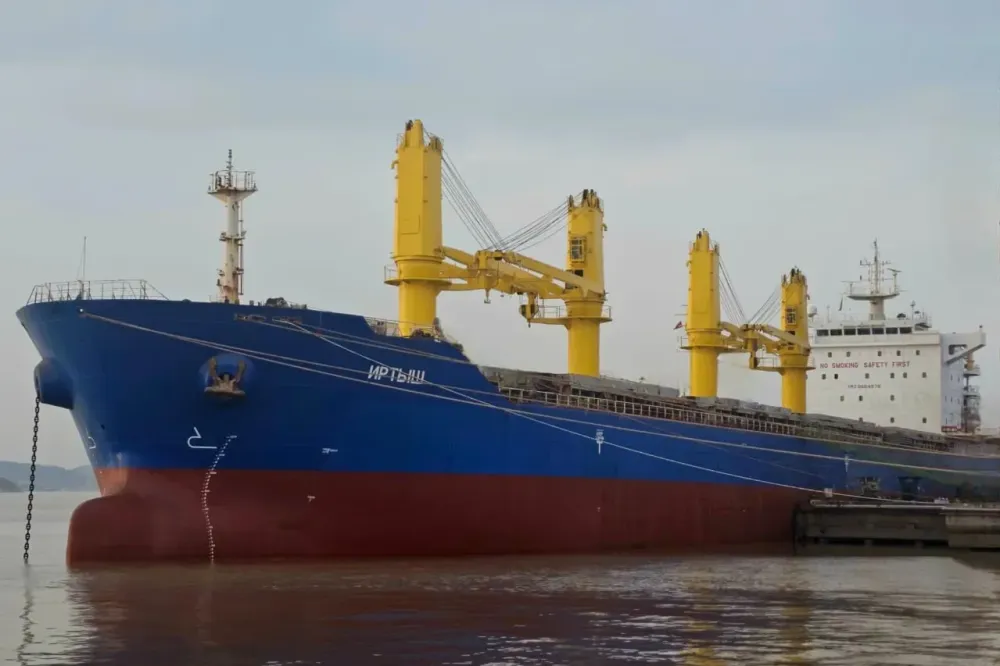 Ви зараз переглядаєте Ще одне російське судно вивозить крадене українське зерно з Криму