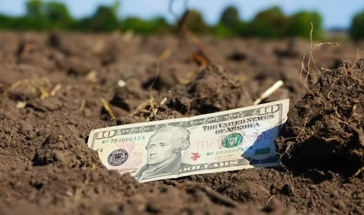 Ви зараз переглядаєте В Україні фермерам систематично  відмовляють у викупі земельних ділянок постійного користування