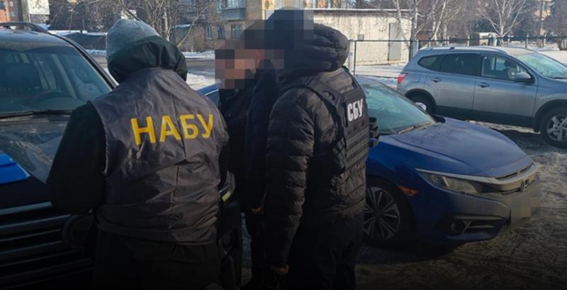 Викрито схему заволодіння держврожаєм соняшника та кукурудзи на 30 млн грн