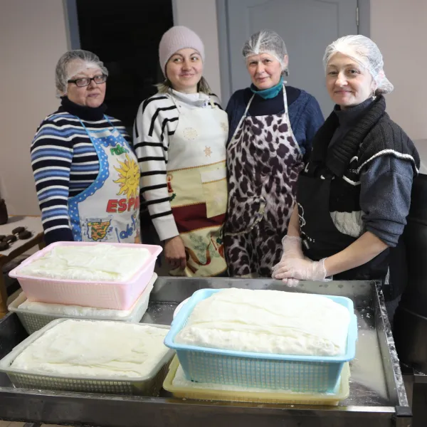 Ви зараз переглядаєте На Чернігівщині дві сестри створили крафтову сироварню