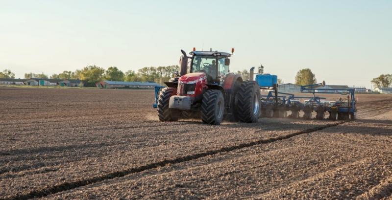 Торік в Україні зареєстрували рекордну кількість сільгосптехніки
