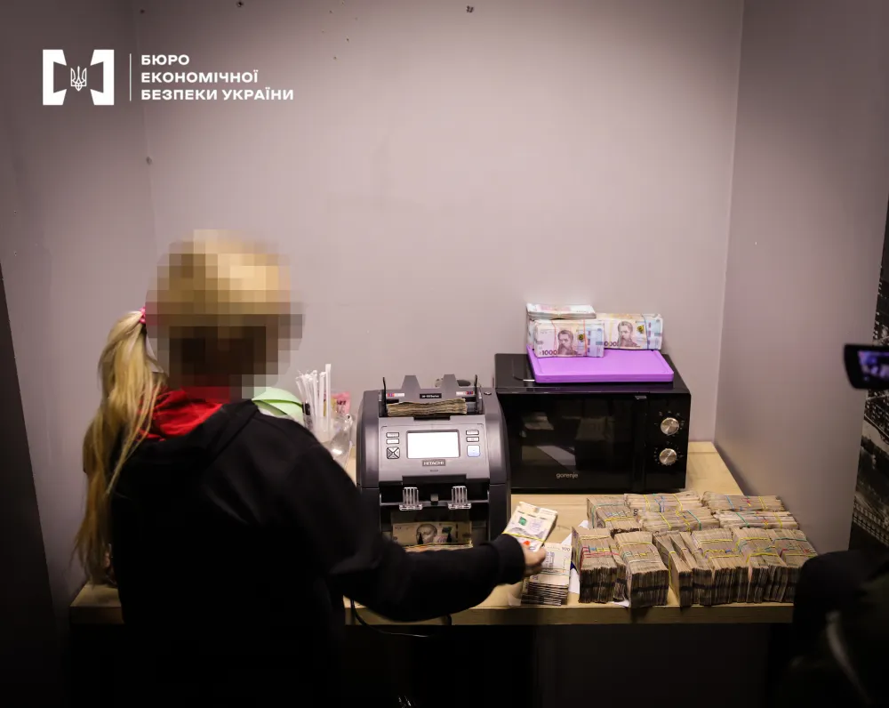 БЕБ викрило «конвертаційний центр», який обслуговував сотні компаній по всій Україні2